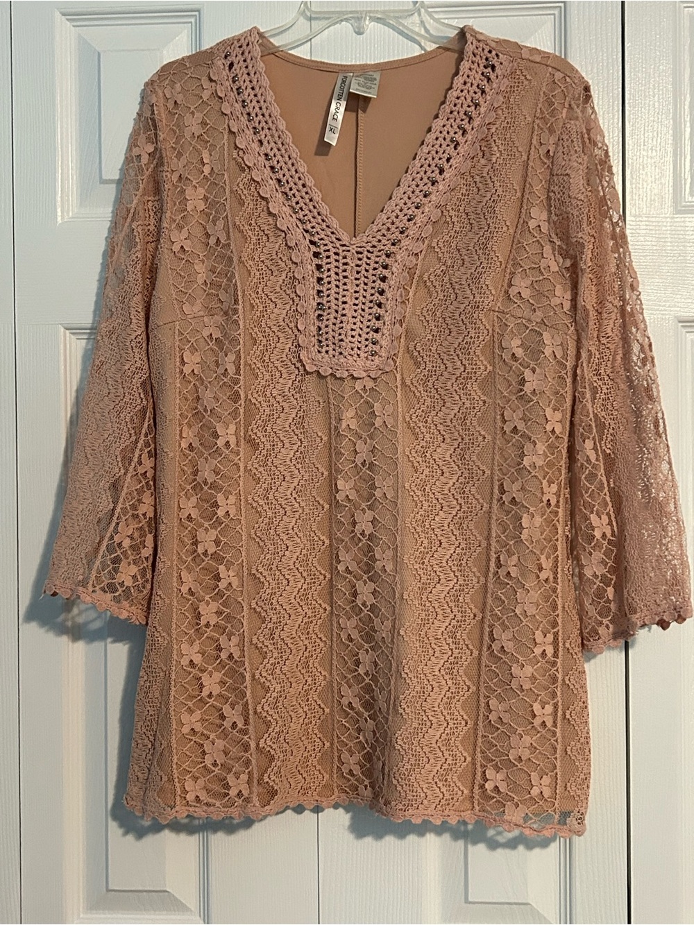 Crochet Lace V-Neck Tunic Top in Blush